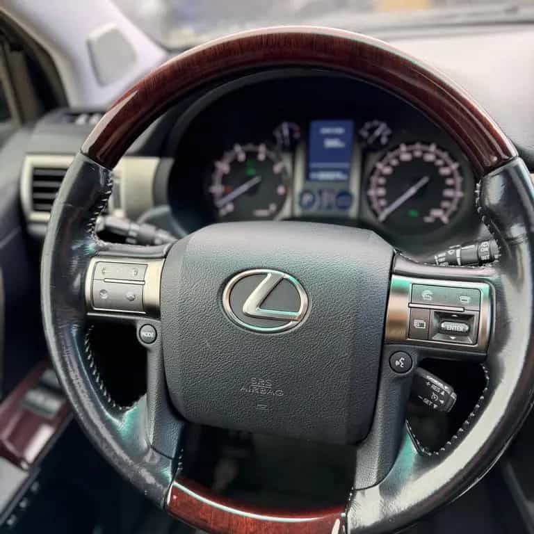 Lexus GX 460 V8 Executive LPG 01/2016-photo-24