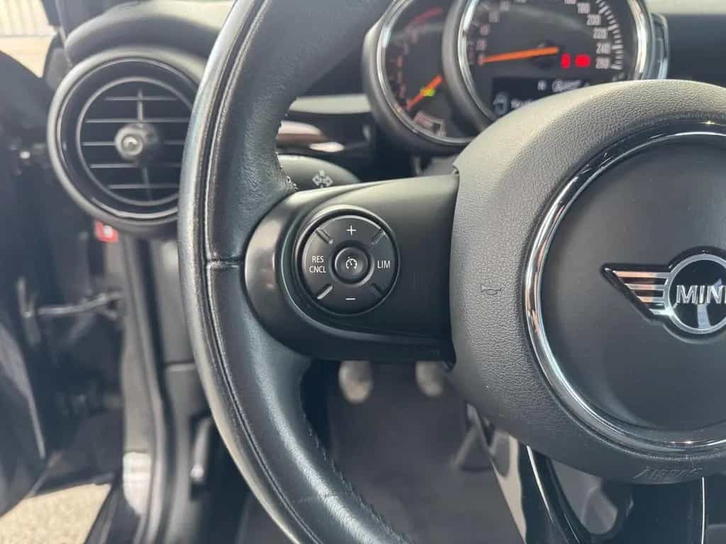 MINI ONE Blackyard+PDC+SHZ+Klima+Tempomat 04/2019-photo-10