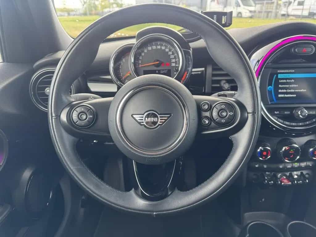 MINI ONE Blackyard+PDC+SHZ+Klima+Tempomat 04/2019-photo-9