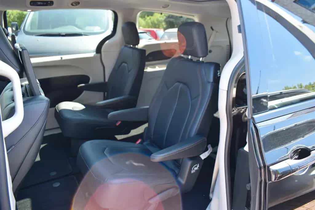 Chrysler Pacifica Touring L Plus *Panorama*Navi*DVD* 06/2019-photo-18