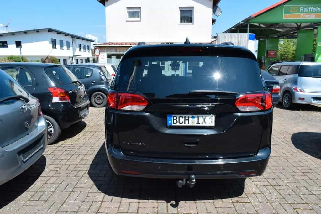 Chrysler Pacifica Touring L Plus *Panorama*Navi*DVD* 06/2019-photo-4
