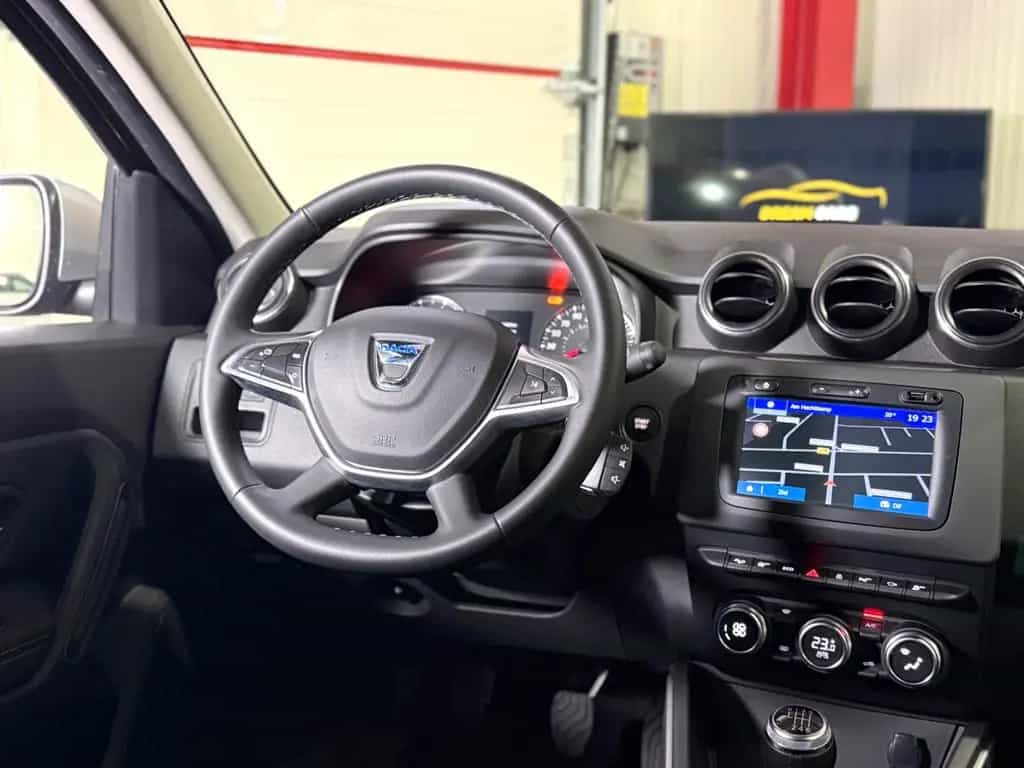 Dacia Duster II Prestige 4WD*360°*TOTWINKEL*BLUETOOTH 08/2018-photo-12