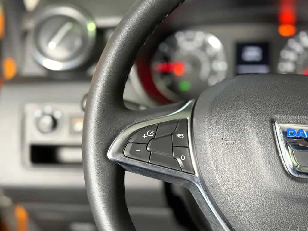Dacia Duster II Prestige 4WD*360°*TOTWINKEL*BLUETOOTH 08/2018-photo-21