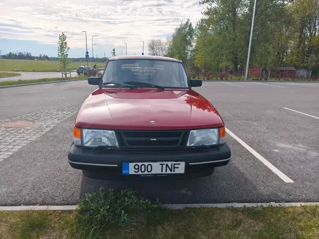Saab 900 03/1989-photo-0