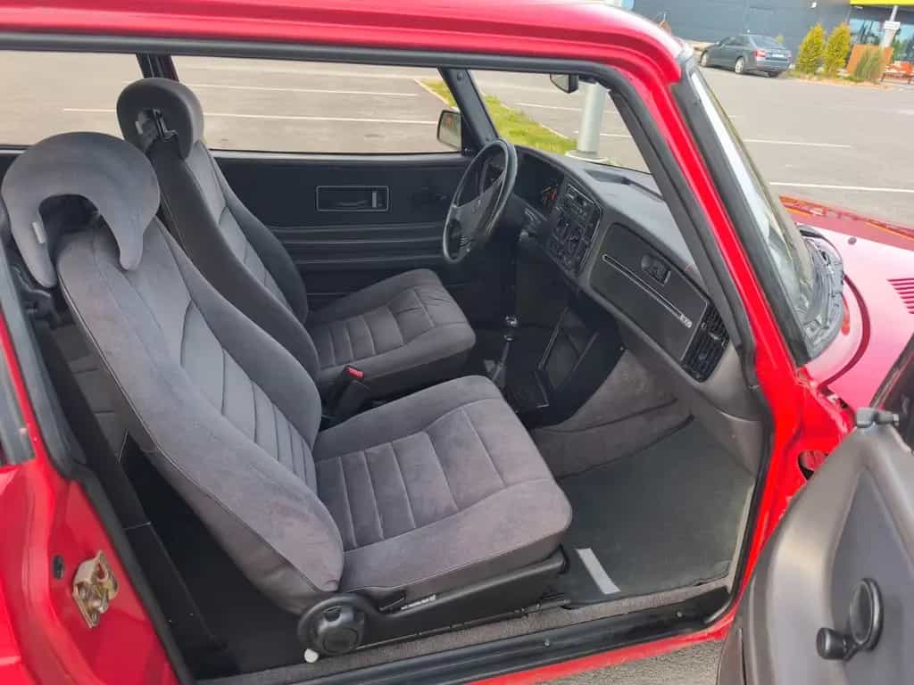 Saab 900 03/1989-photo-11