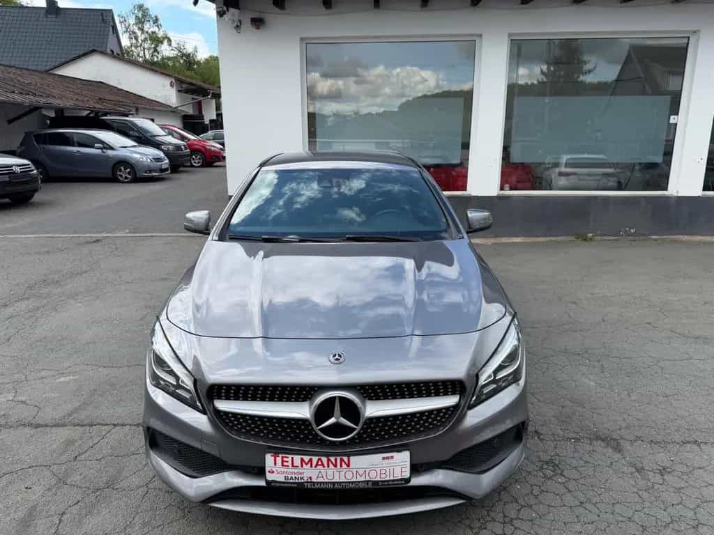 Mercedes-Benz CLA Shooting Brake CLA 200 01/2018-photo-1