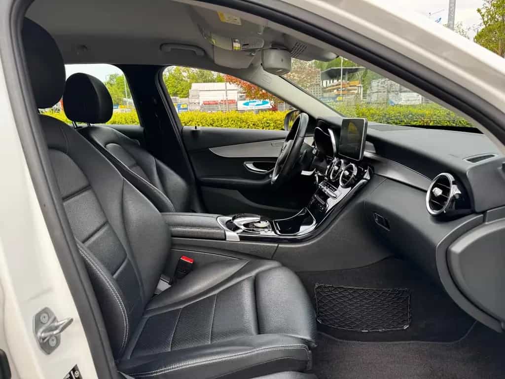 Mercedes-Benz C 180 C T-Modell CGI Garantie*Leder *360° *LED 02/2018-photo-22