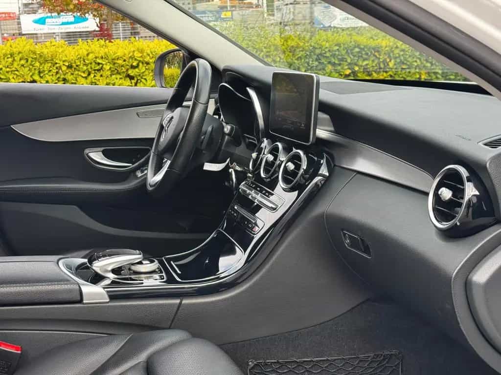 Mercedes-Benz C 180 C T-Modell CGI Garantie*Leder *360° *LED 02/2018-photo-23