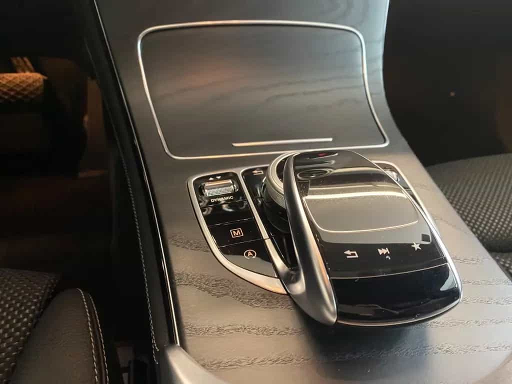 Mercedes-Benz GLC 250 d 4Matic AMG Line 10/2018-photo-22