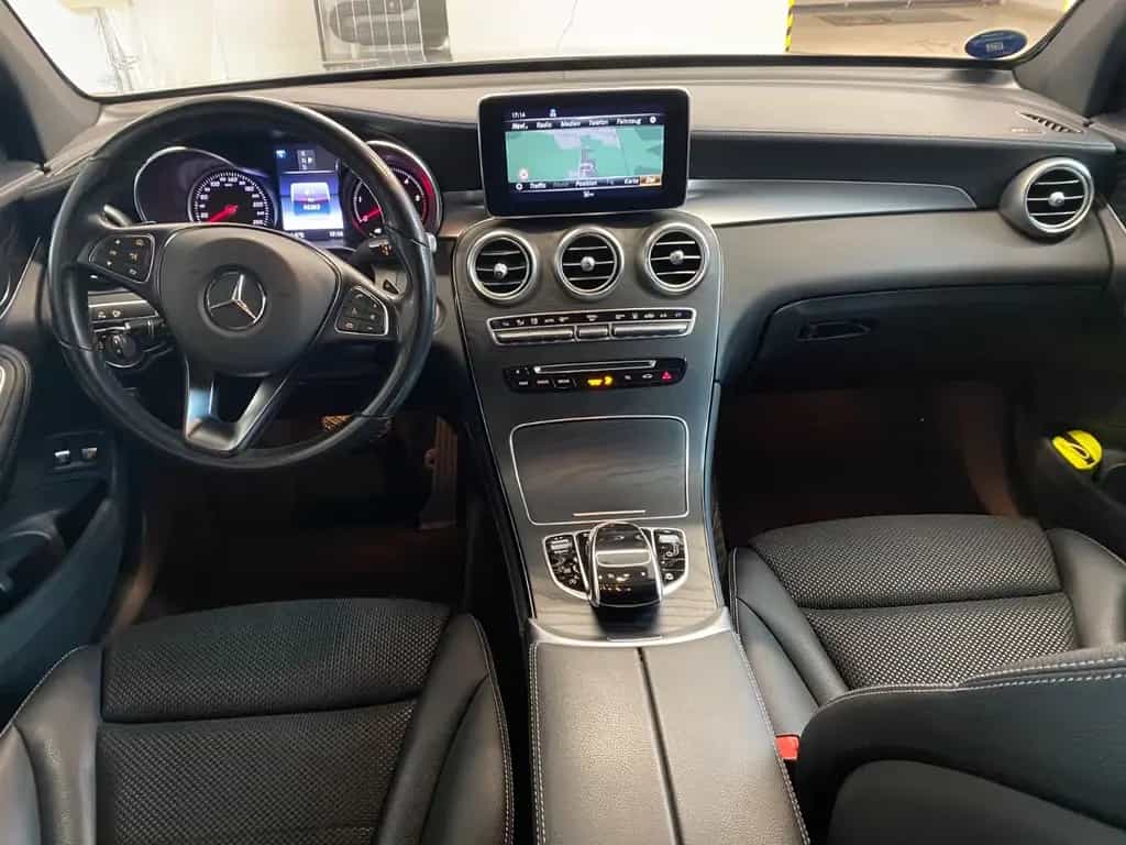 Mercedes-Benz GLC 250 d 4Matic AMG Line 10/2018-photo-9