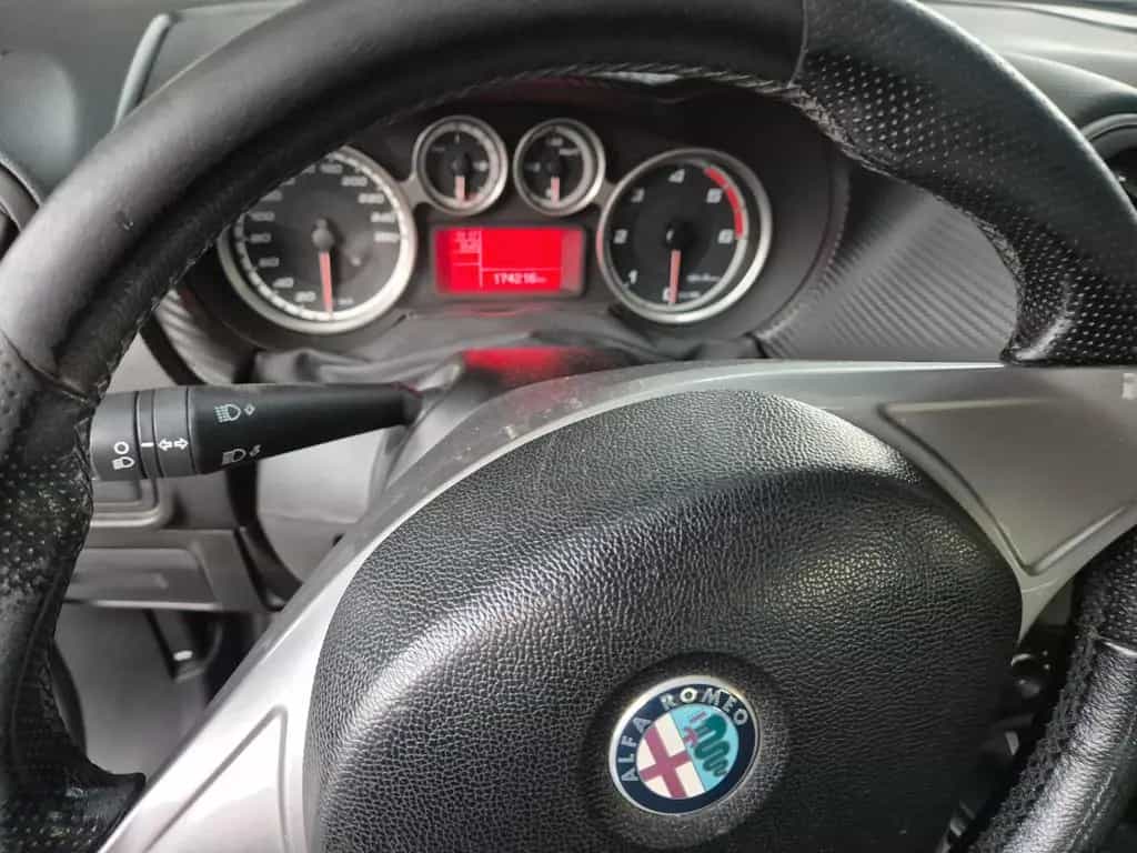 Alfa Romeo MiTo 1.6 JTDm 16V Distinctive 12/2008-photo-6