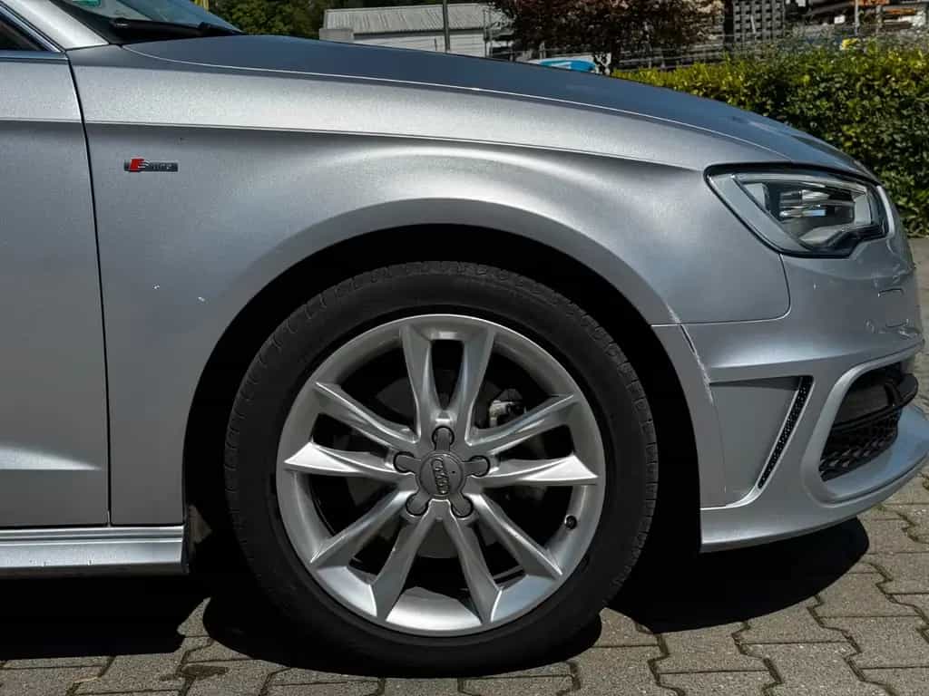 Audi A3 Sportback S line 1.Hand *nur 60000 Km* Navi 11/2015-photo-10