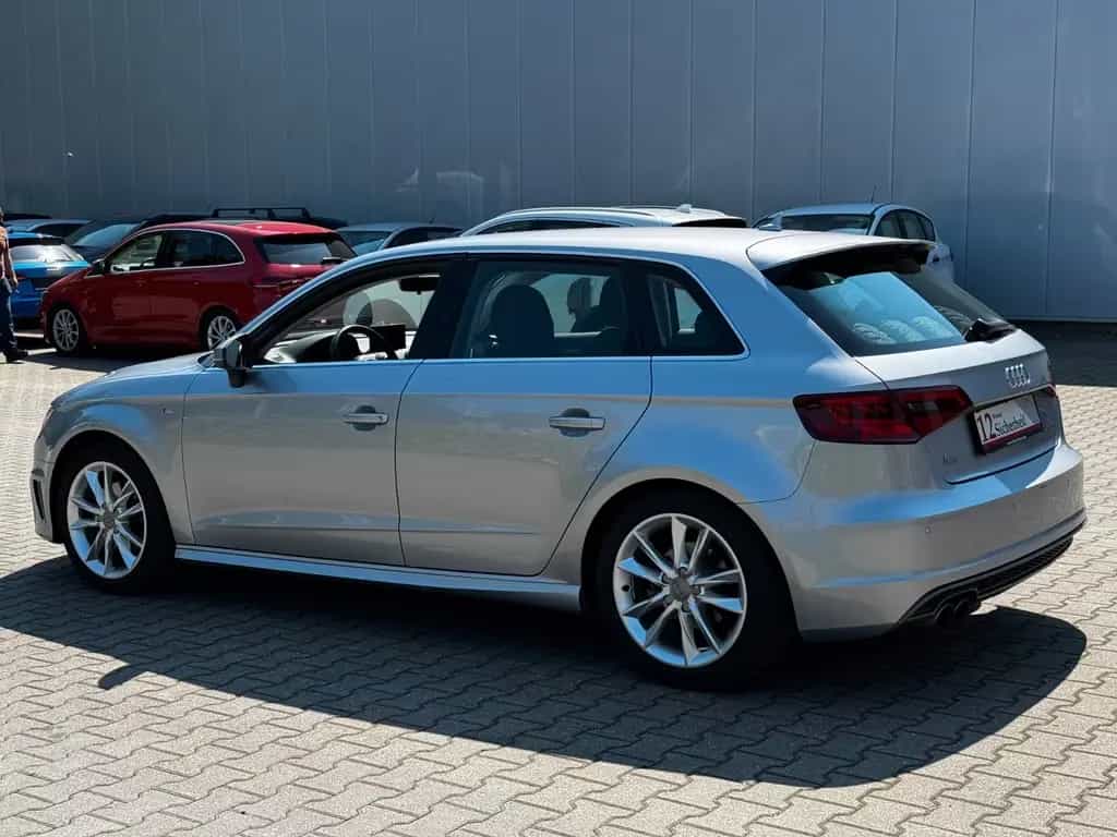 Audi A3 Sportback S line 1.Hand *nur 60000 Km* Navi 11/2015-photo-15
