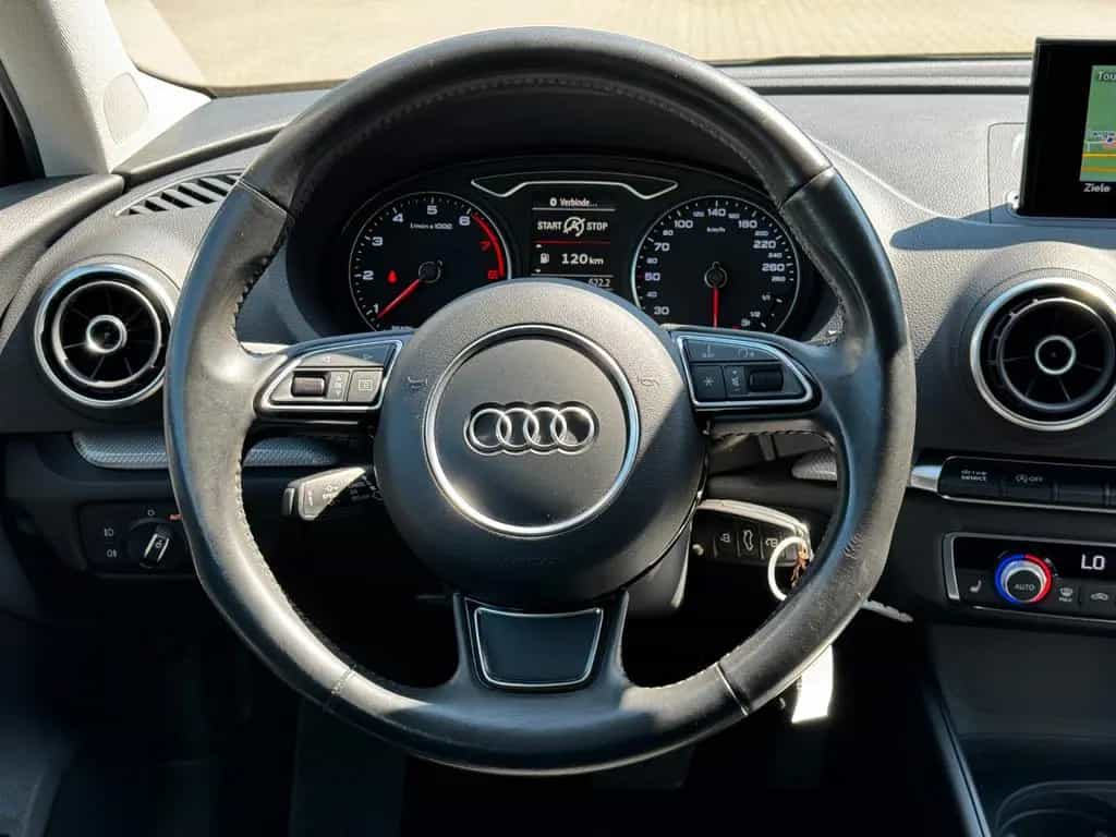 Audi A3 Sportback S line 1.Hand *nur 60000 Km* Navi 11/2015-photo-25