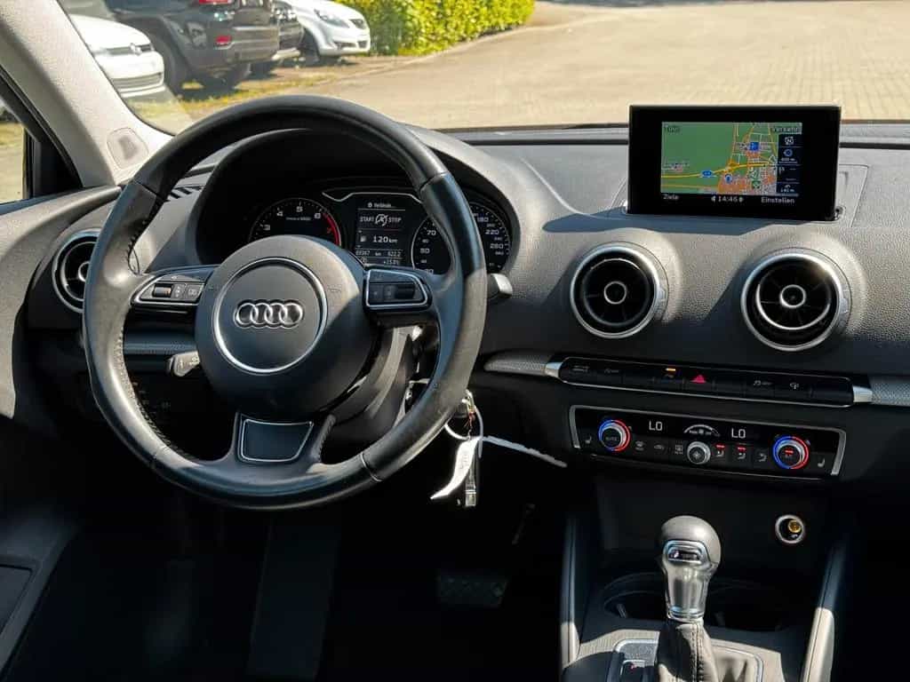 Audi A3 Sportback S line 1.Hand *nur 60000 Km* Navi 11/2015-photo-26