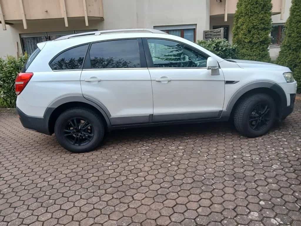 Chevrolet Captiva 2.2TD LT+ Auto AWD 7-Sitzer LT+ 11/2013-photo-4