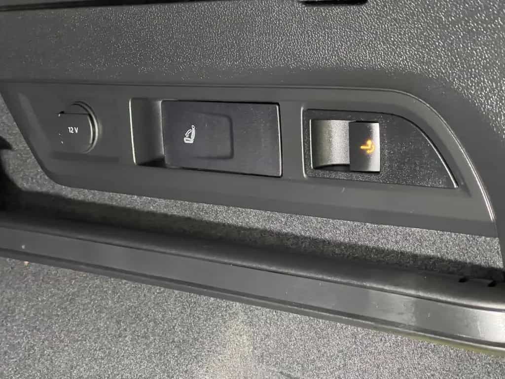 Skoda Kodiaq RS+4x4+CANTON SOUND+AHK+SHZ VORN/HINTEN+GARANTIE 10/2023-photo-15