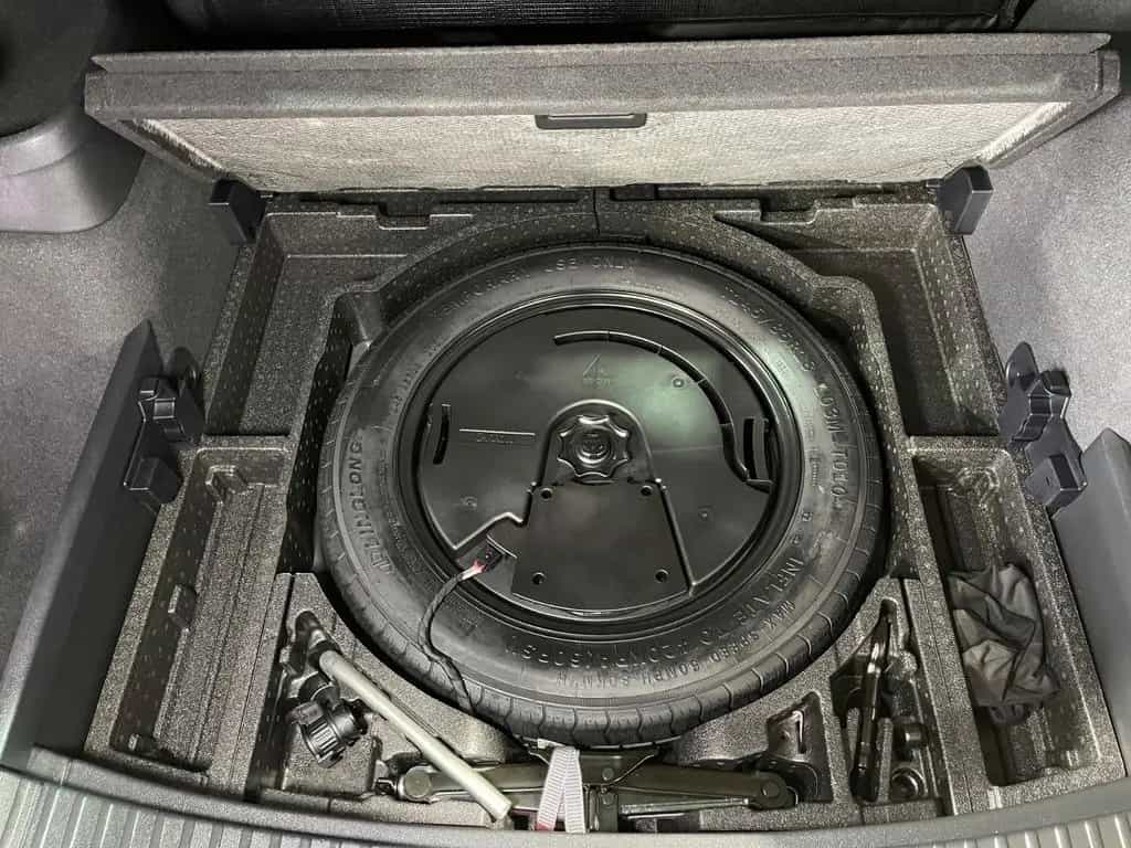 Skoda Kodiaq RS+4x4+CANTON SOUND+AHK+SHZ VORN/HINTEN+GARANTIE 10/2023-photo-17