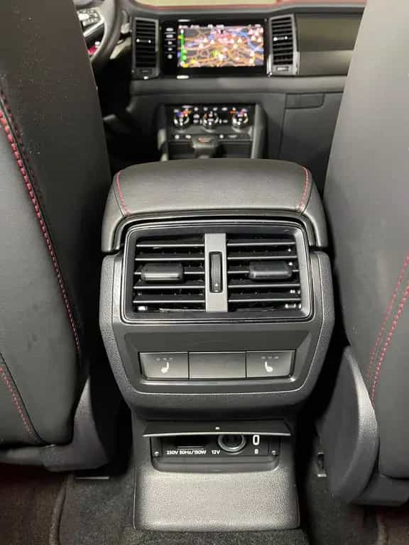 Skoda Kodiaq RS+4x4+CANTON SOUND+AHK+SHZ VORN/HINTEN+GARANTIE 10/2023-photo-36