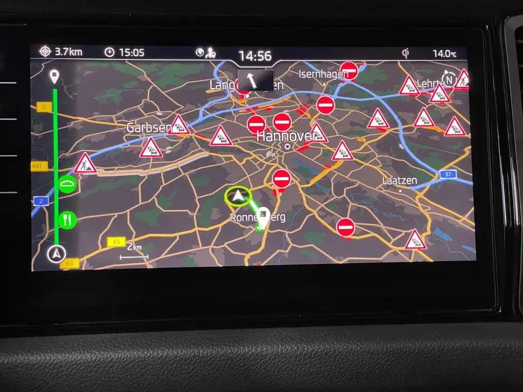 Skoda Kodiaq RS+4x4+CANTON SOUND+AHK+SHZ VORN/HINTEN+GARANTIE 10/2023-photo-38