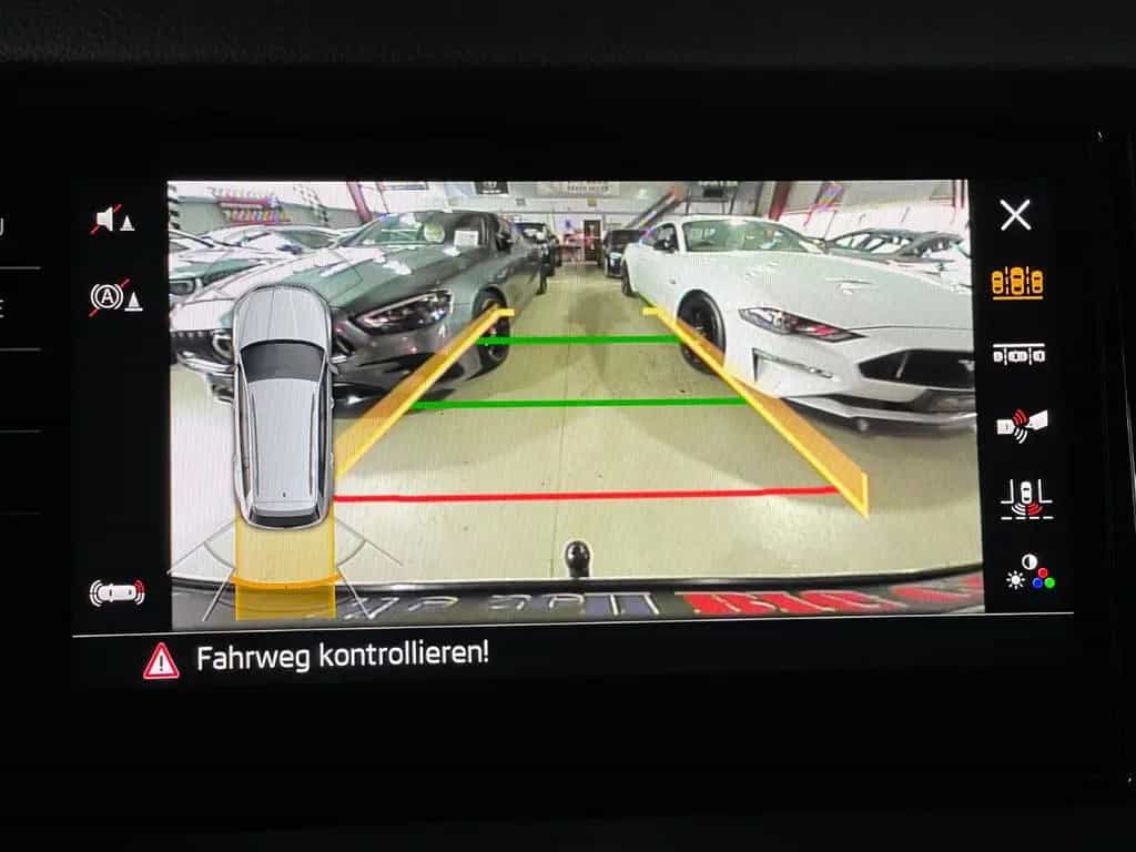 Skoda Kodiaq RS+4x4+CANTON SOUND+AHK+SHZ VORN/HINTEN+GARANTIE 10/2023-photo-39