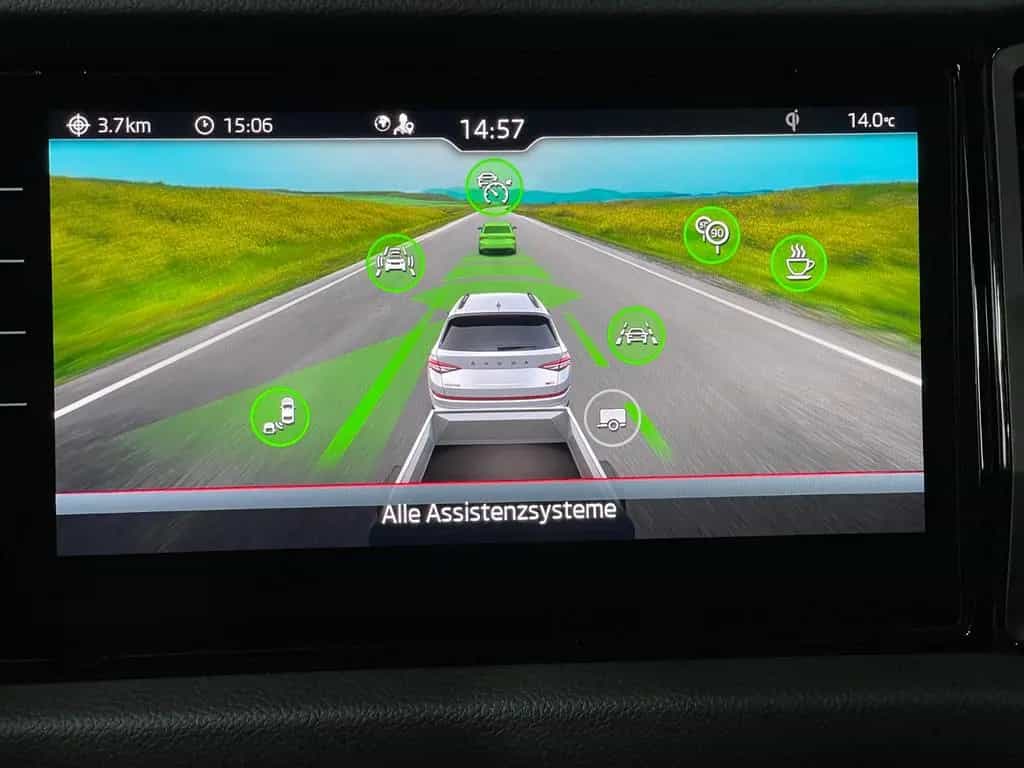 Skoda Kodiaq RS+4x4+CANTON SOUND+AHK+SHZ VORN/HINTEN+GARANTIE 10/2023-photo-41
