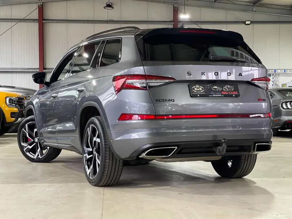 Skoda Kodiaq RS+4x4+CANTON SOUND+AHK+SHZ VORN/HINTEN+GARANTIE 10/2023-photo-8