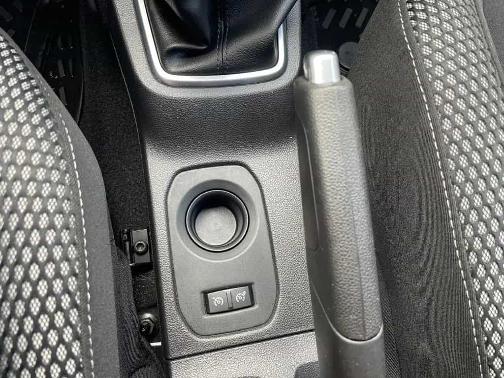 Dacia Duster Prestige SCe 115 2WD NAVI+PDC h.+RüKamera 05/2019-photo-46