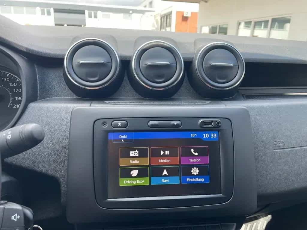Dacia Duster Prestige SCe 115 2WD NAVI+PDC h.+RüKamera 05/2019-photo-48