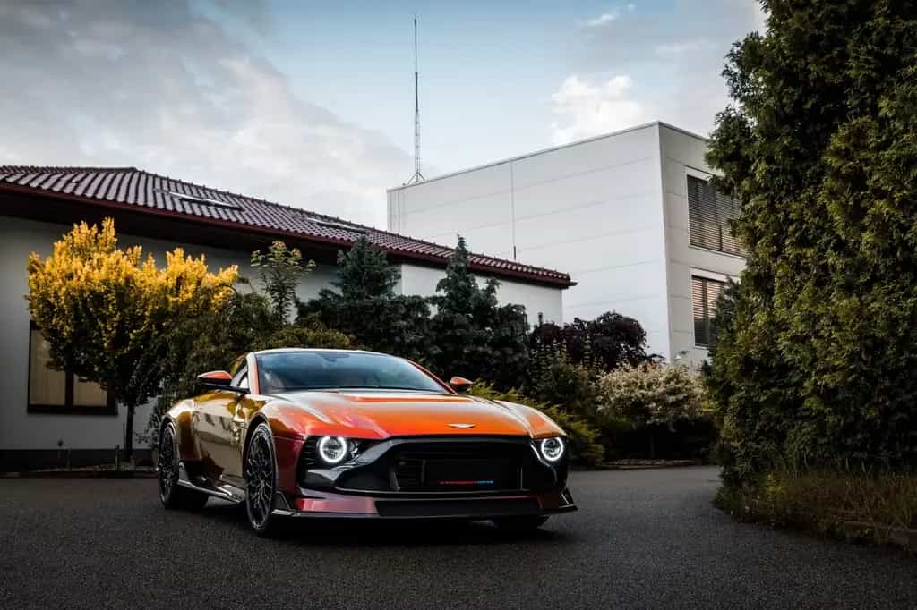 Aston Martin Other Valour 02/2024-photo-0