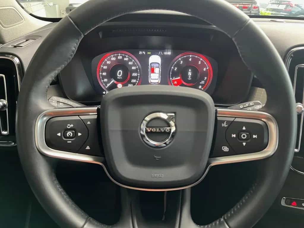 Volvo XC40 T4 Momentum,Voll-LED,AHK,RKF,Navi, 03/2020-photo-11