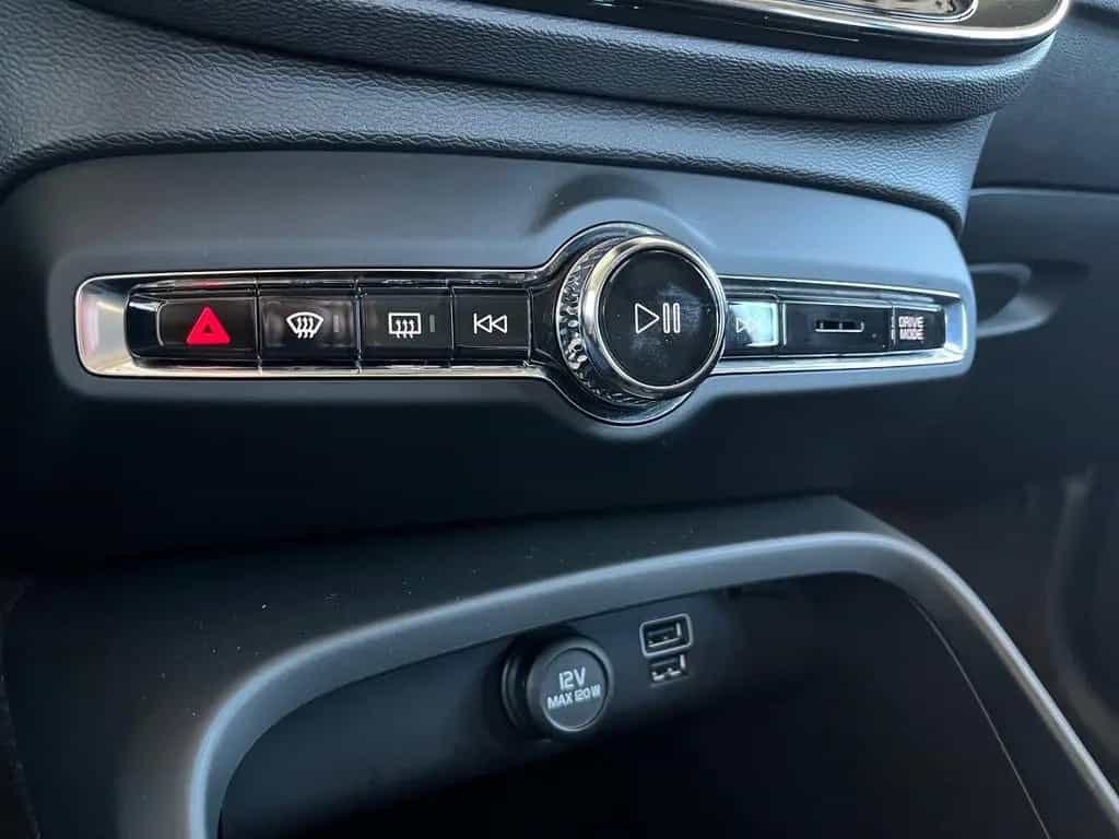 Volvo XC40 T4 Momentum,Voll-LED,AHK,RKF,Navi, 03/2020-photo-23