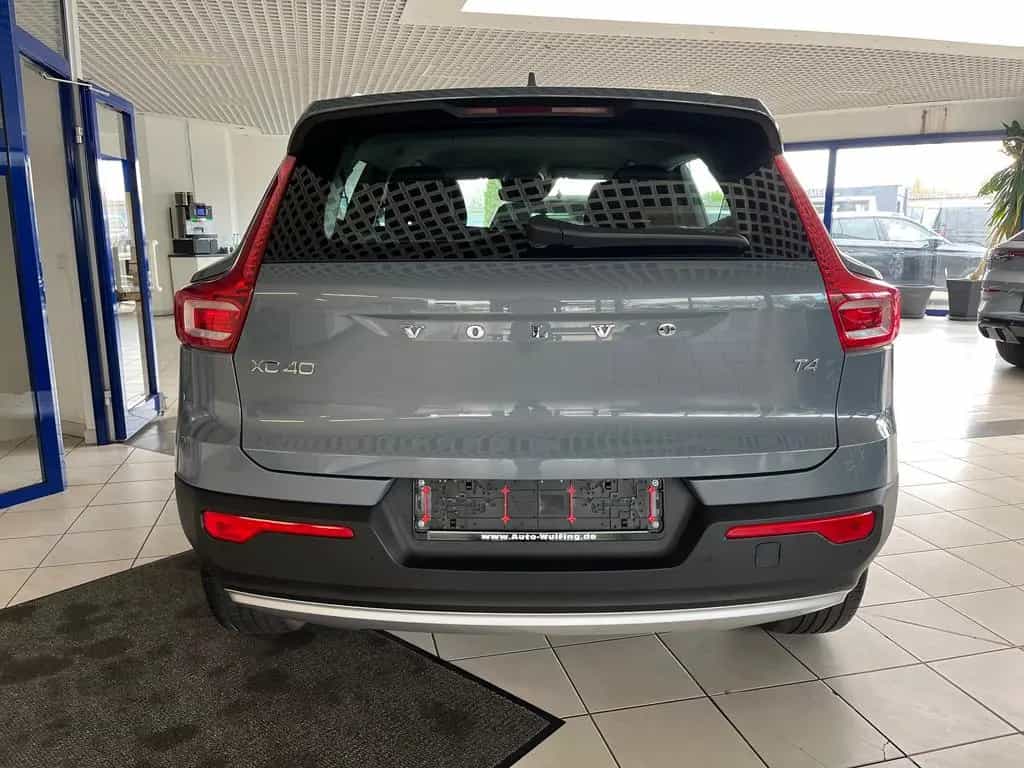 Volvo XC40 T4 Momentum,Voll-LED,AHK,RKF,Navi, 03/2020-photo-3