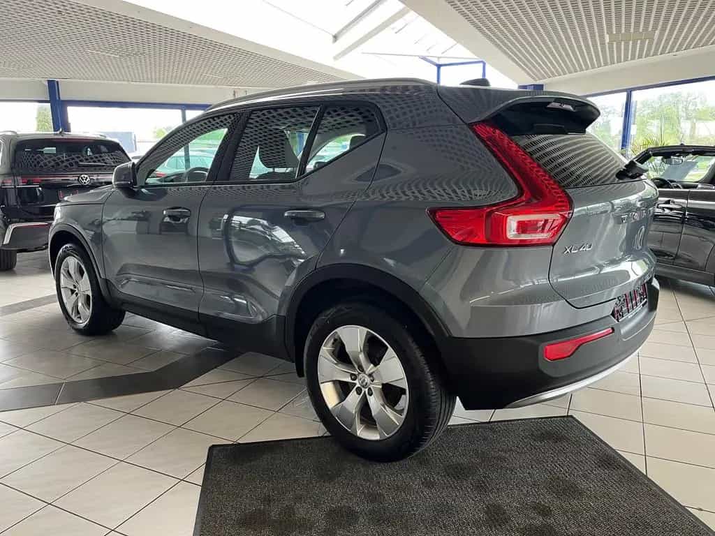 Volvo XC40 T4 Momentum,Voll-LED,AHK,RKF,Navi, 03/2020-photo-4