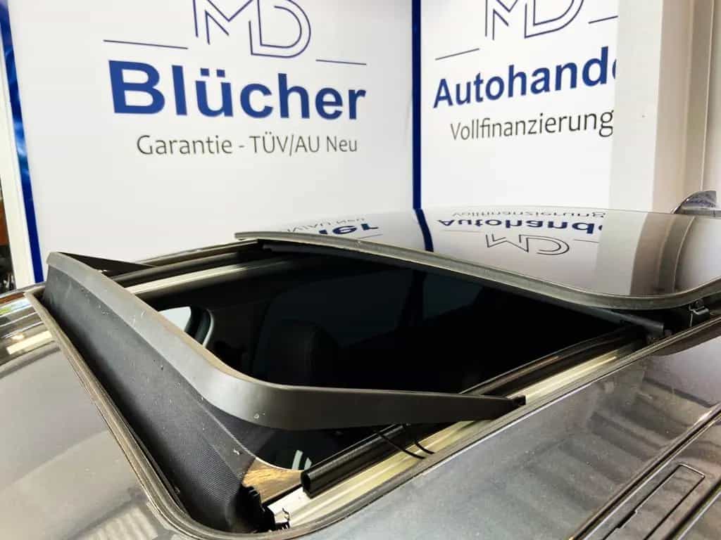BMW 118 i Sport Line Automatik Sonderedition Pano AHK 11/2020-photo-12