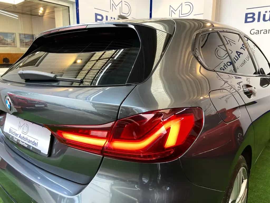 BMW 118 i Sport Line Automatik Sonderedition Pano AHK 11/2020-photo-9