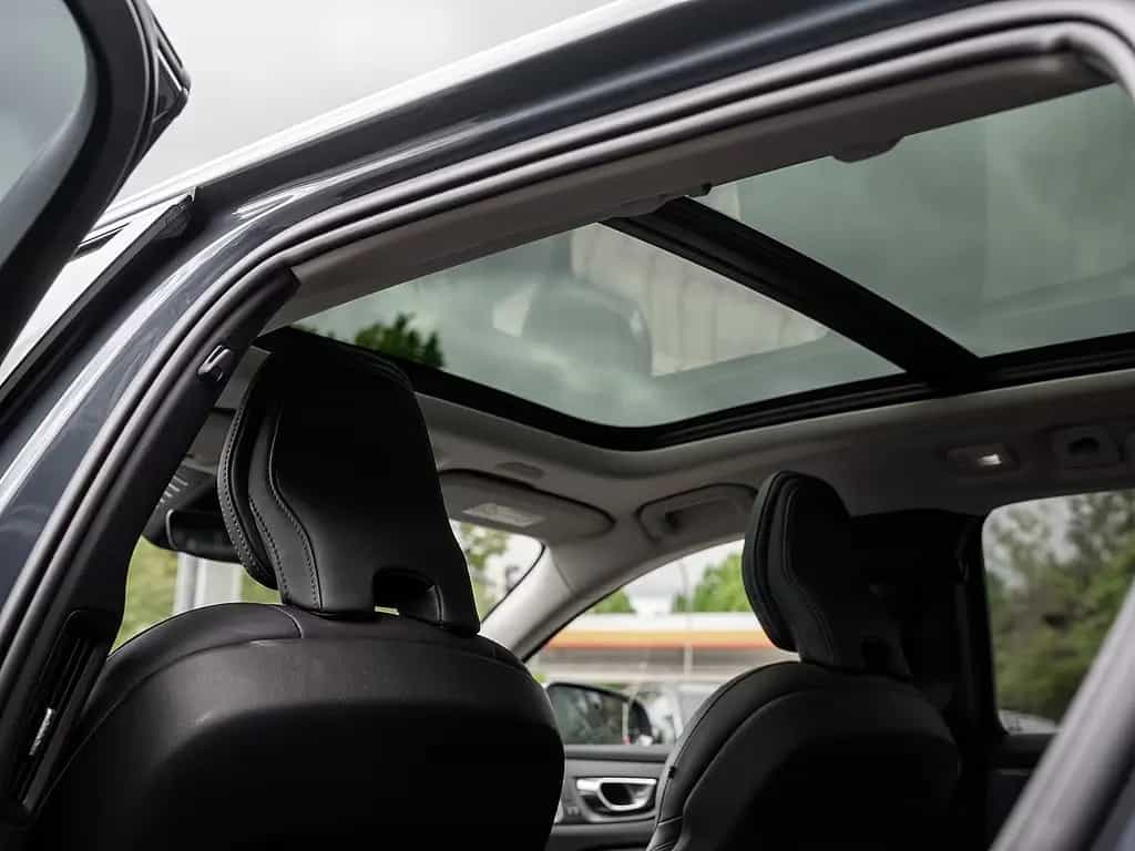 Volvo V60 Cross Country B5 AWD Ultimate 05/2024-photo-10