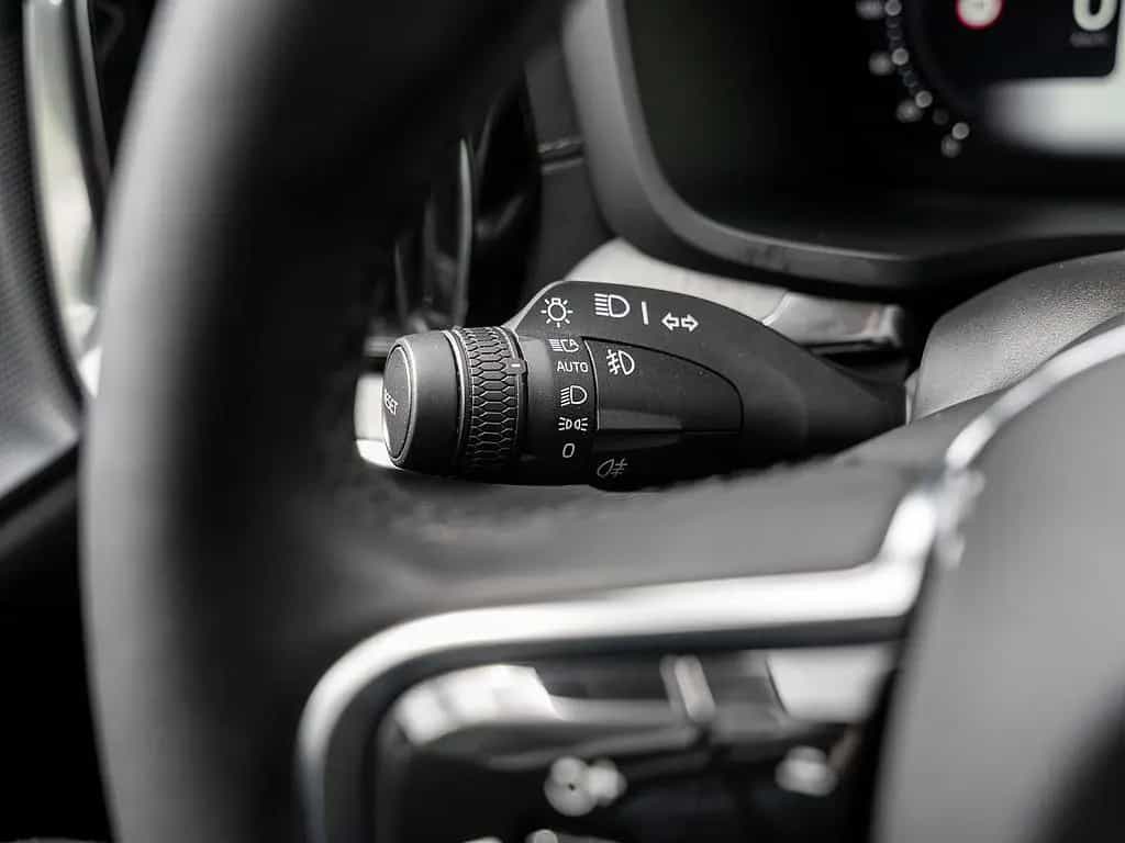 Volvo V60 Cross Country B5 AWD Ultimate 05/2024-photo-23