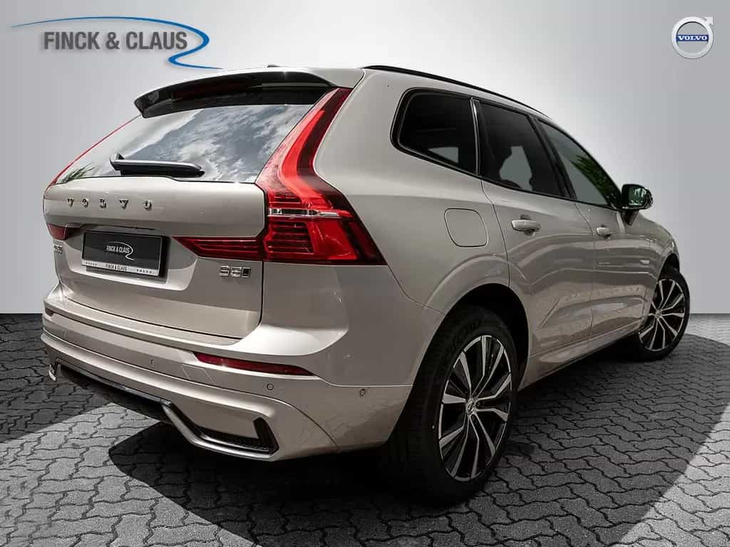 Volvo XC60 B5 AWD Ultra Dark 07/2025-photo-2