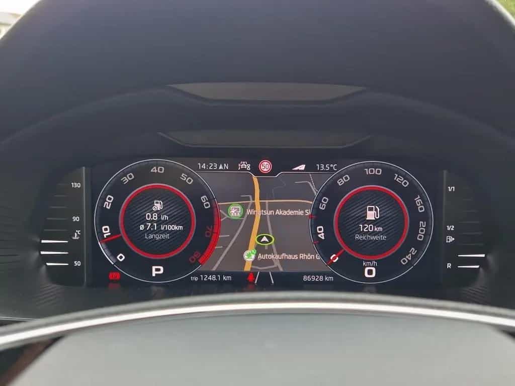 Skoda Kamiq 1.5 TSI Monte Carlo, ACC, RFK, Pano 06/2021-photo-10
