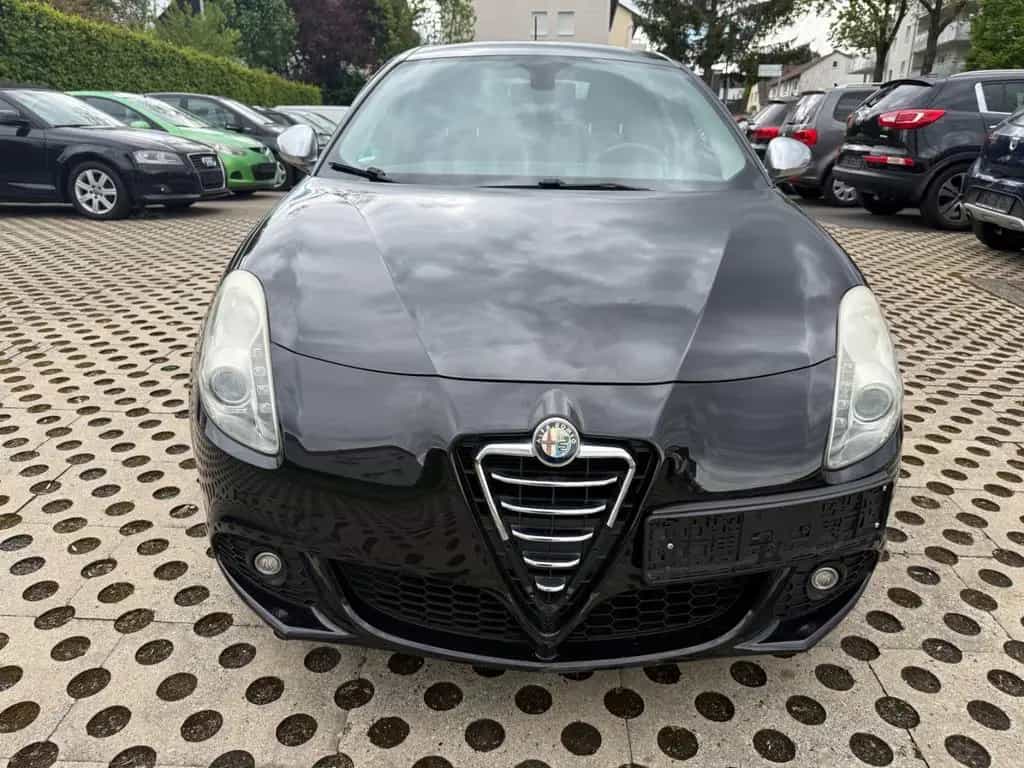 Alfa Romeo Giulietta Super 05/2011-photo-1