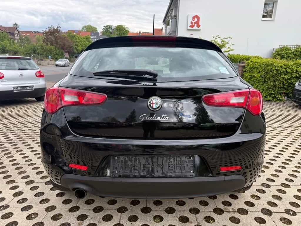 Alfa Romeo Giulietta Super 05/2011-photo-5