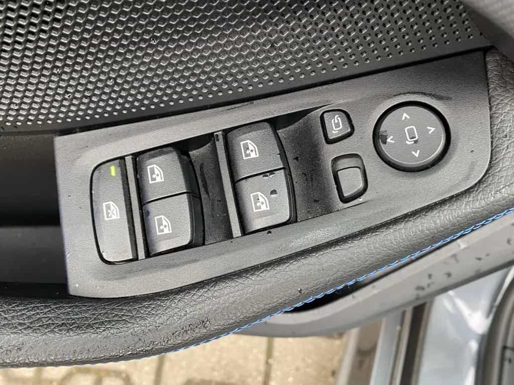 BMW 118 i ///M-Sport LED Pano Tempo RFK DAB Shadow 06/2021-photo-17