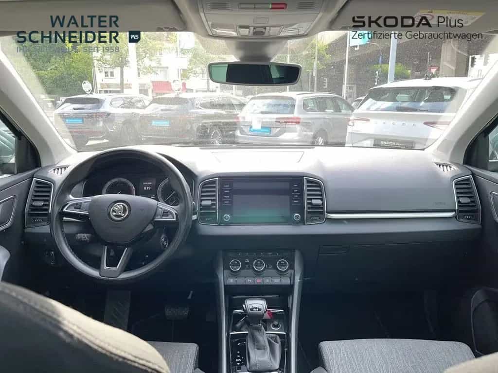 Skoda Karoq 1.5 TSI DSG 4x4 Style Navi AHK Pano 03/2019-photo-11