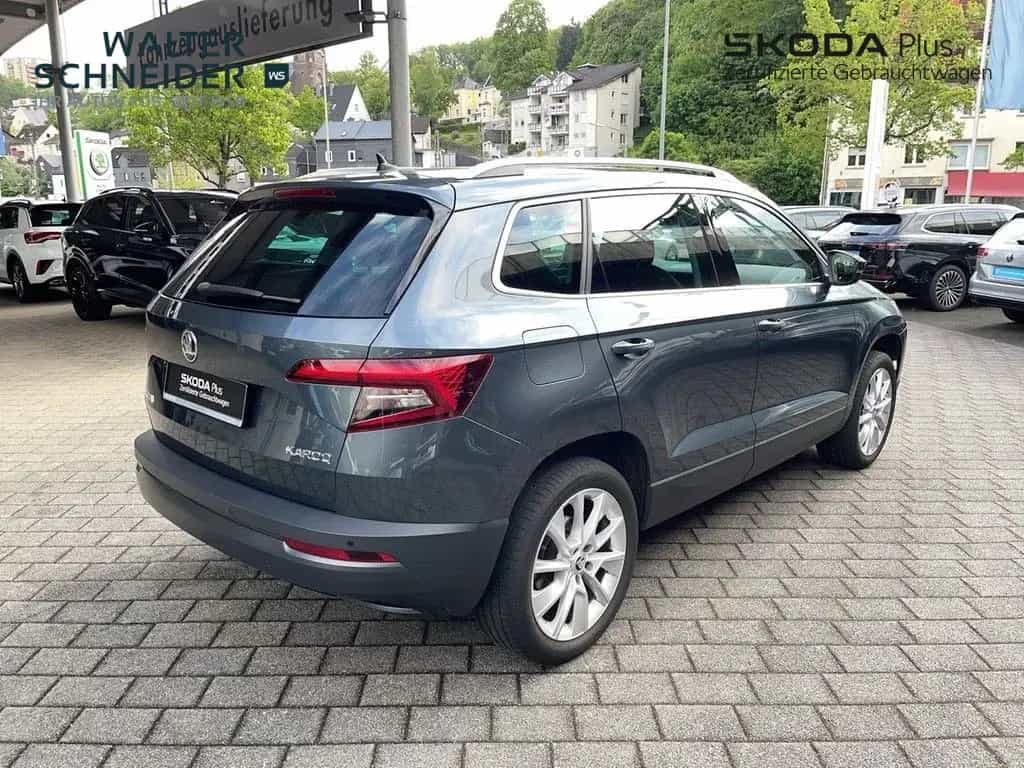 Skoda Karoq 1.5 TSI DSG 4x4 Style Navi AHK Pano 03/2019-photo-5