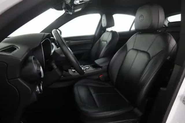 Alfa Romeo Stelvio ALFA ROMEO Stelvio Stelvio 2.2 Turbodiesel 210 C 07/2023-photo-1