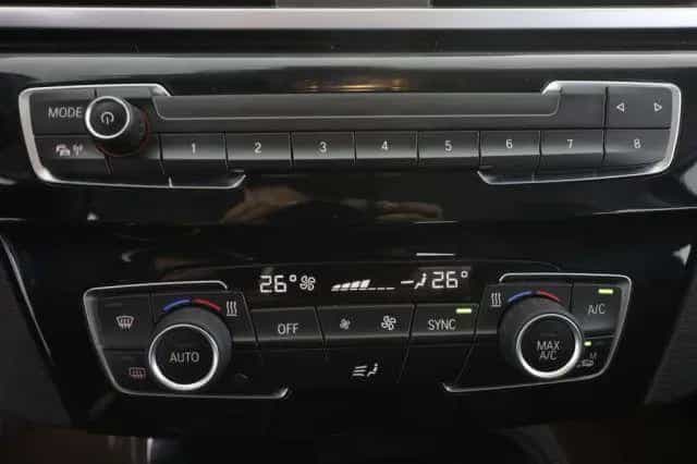 BMW X1 X1 xDrive18d xLine Plus 08/2021-photo-12