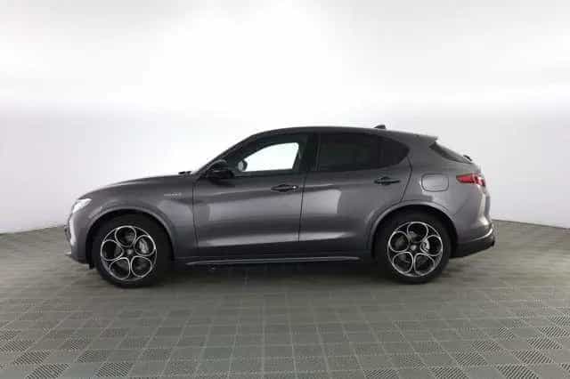 Alfa Romeo Stelvio ALFA ROMEO Stelvio Stelvio 2.2 Turbodiesel 210 C 03/2023-photo-6