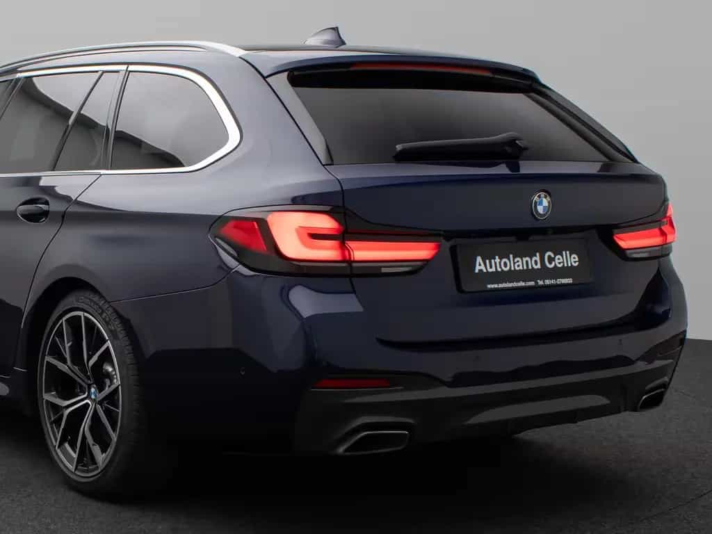 BMW 5 Series d M Sport Panorama 360°Laser HUD HiFi SoftCL 03/2023-photo-3