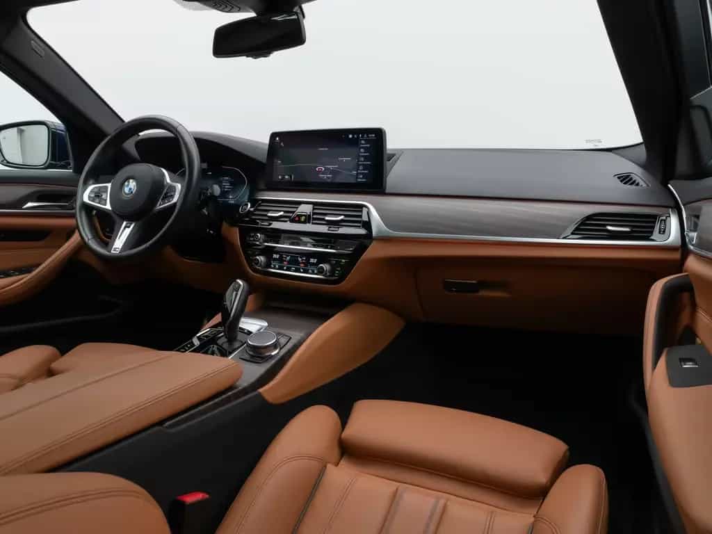 BMW 5 Series d M Sport Panorama 360°Laser HUD HiFi SoftCL 03/2023-photo-29